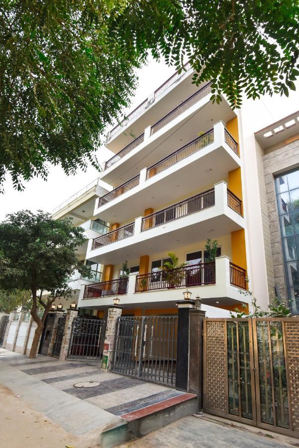 Bedchambers Serviced Apartments, Sector 38 Гургаон Екстериор снимка