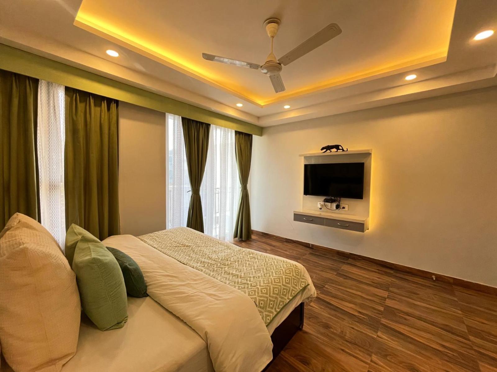 Bedchambers Serviced Apartments, Sector 38 Гургаон Екстериор снимка