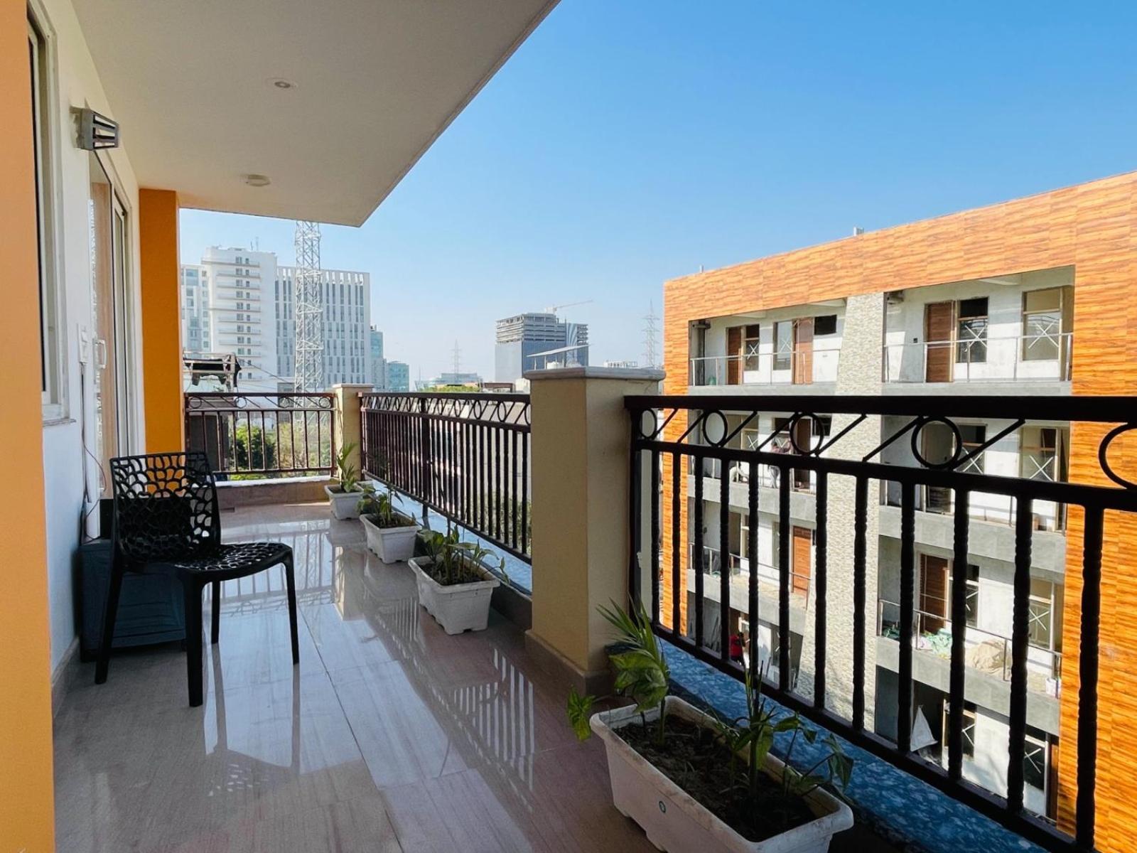 Bedchambers Serviced Apartments, Sector 38 Гургаон Екстериор снимка